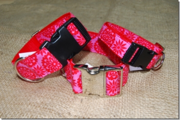 Halsband Blumen rot/rosa