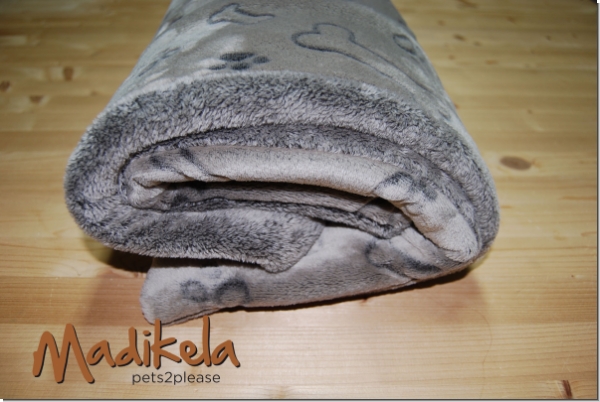Kuschelfleecedecke Knochen taupe