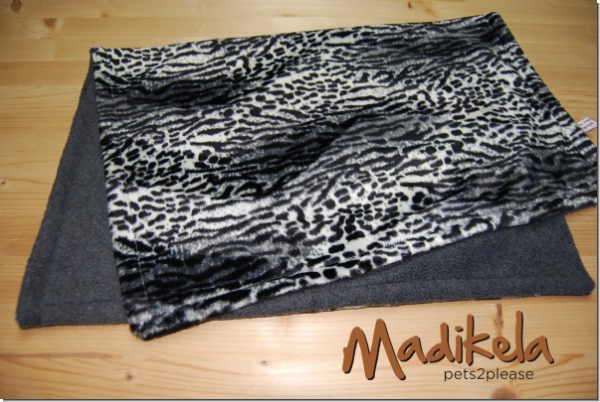 Kuscheldecke Schneetiger ohne Füllung 50 x 70 cm
