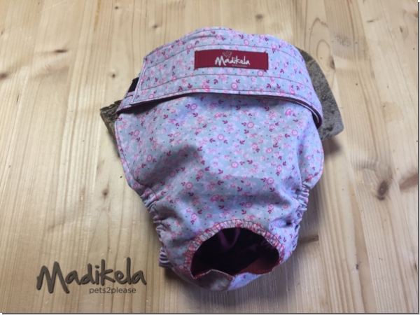 Läufigkeitshose - Blümchen rot - Kopie - Kopie - Kopie