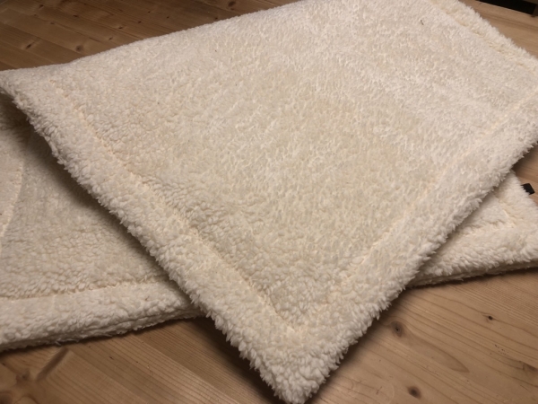 Kuscheldecke Teddyfell hellbeige