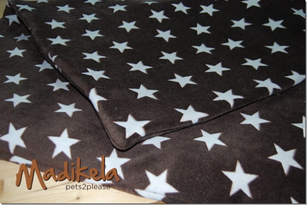 Kuschelfleecedecke Sterne braun / creme