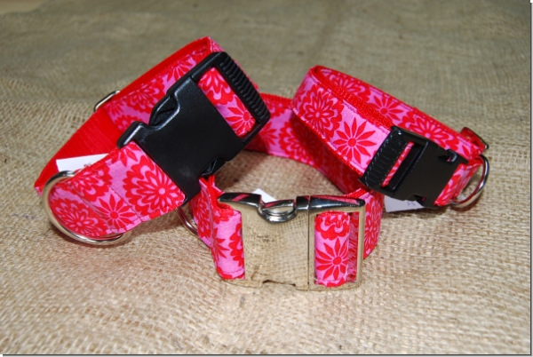 Halsband Blumen rot/rosa