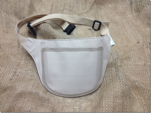 Gürteltasche / Futtertasche beige